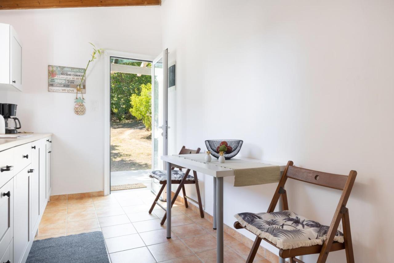 Apricus Domum Apartamento Kato Korakiana Exterior foto