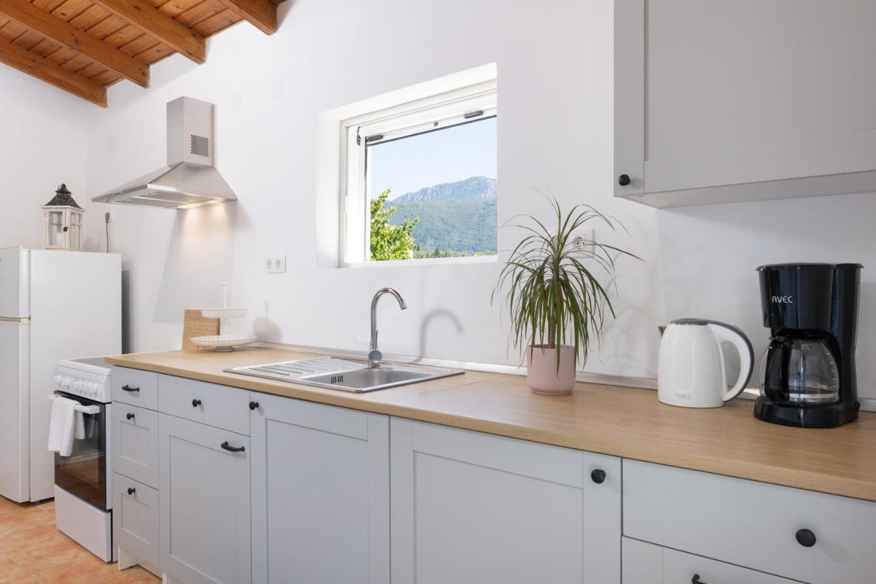 Apricus Domum Apartamento Kato Korakiana Exterior foto